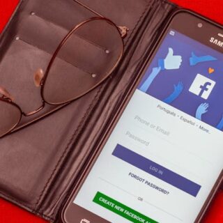 facebook gebruiken in je werk_pexels