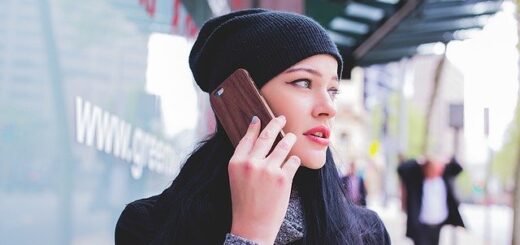 telefoongesprek kort en bondig