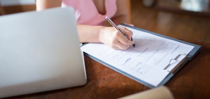 i.o. ondertekenen voorbeeld_pexels