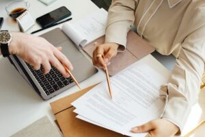 Een agenda overleg helpt je om slim te vergaderen_pexels