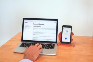 checklist bedrijfskleding_sergeitokmakov-terms-7010187_640