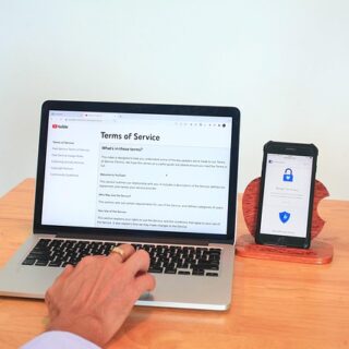 checklist bedrijfskleding_sergeitokmakov-terms-7010187_640